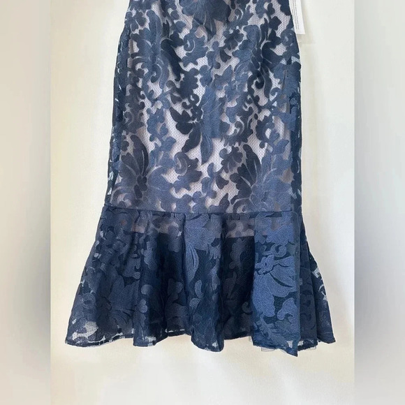 Calvin Klein Off-The-Shoulder Lace Trumpet Evening Midi Dress - Picture 6 of 10